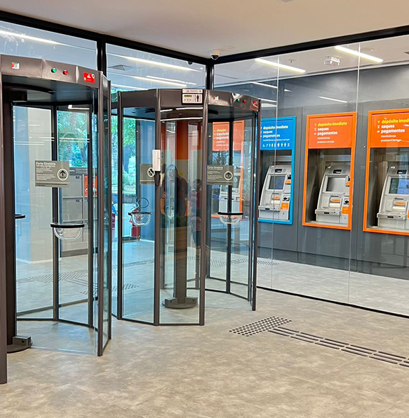 Obra Bancária 02 - 05 - HBT Engenhraia