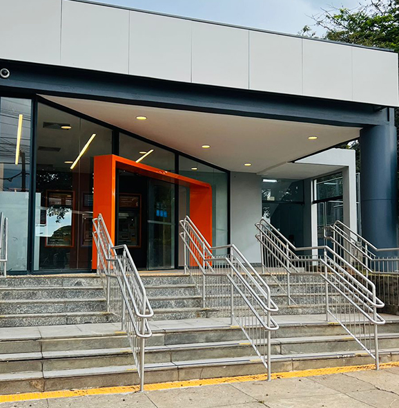 Obra Bancária 02 - 07 - HBT Engenhraia