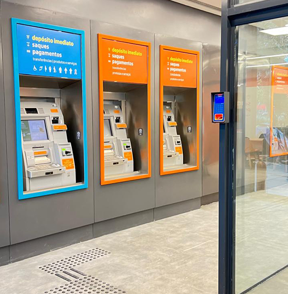 Obra Bancária 04 - 03 - HBT Engenhraia